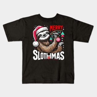 Merry Slothmas: Festive Sloth in Santa Hat T-Shirt Kids T-Shirt